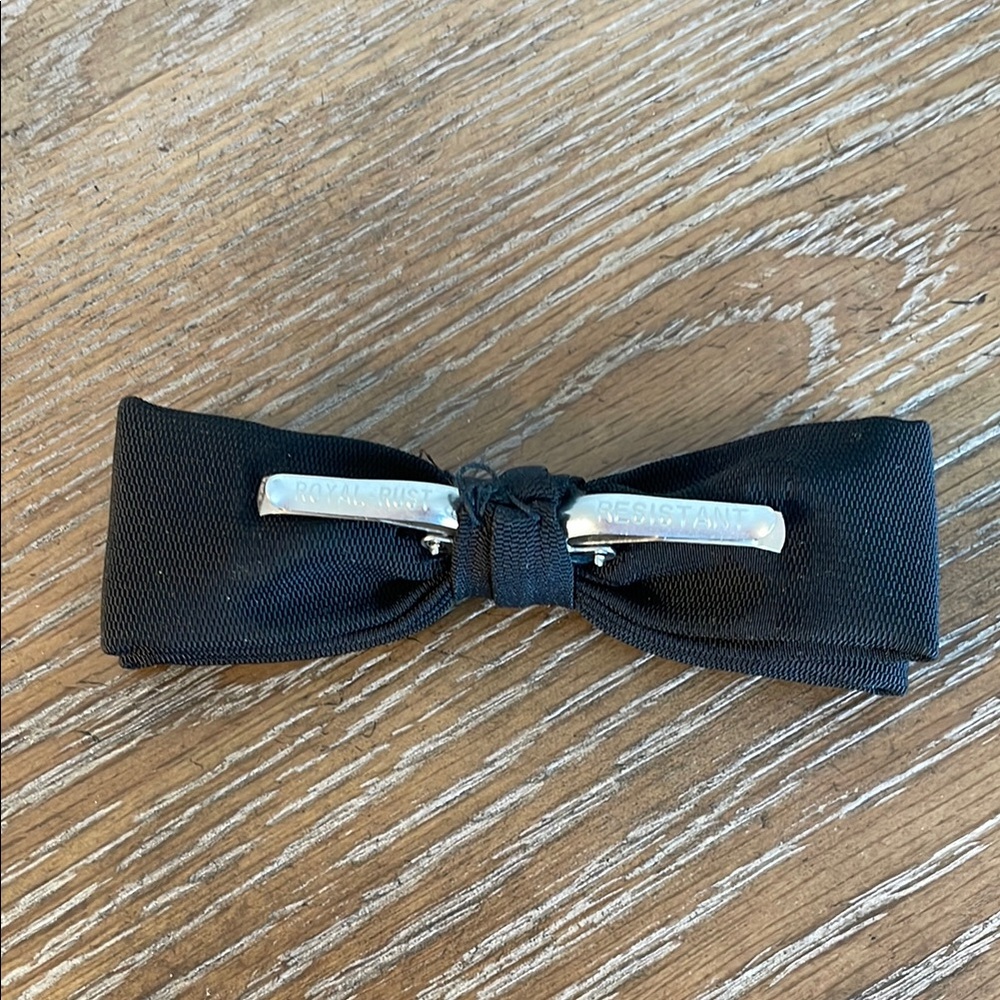 Royal Classic Clip-On Black Bow Tie - Picture 2 of 4